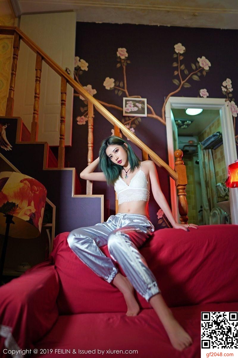 模特小櫻花修長美腿曼妙身材美胸翹臀 (53P)