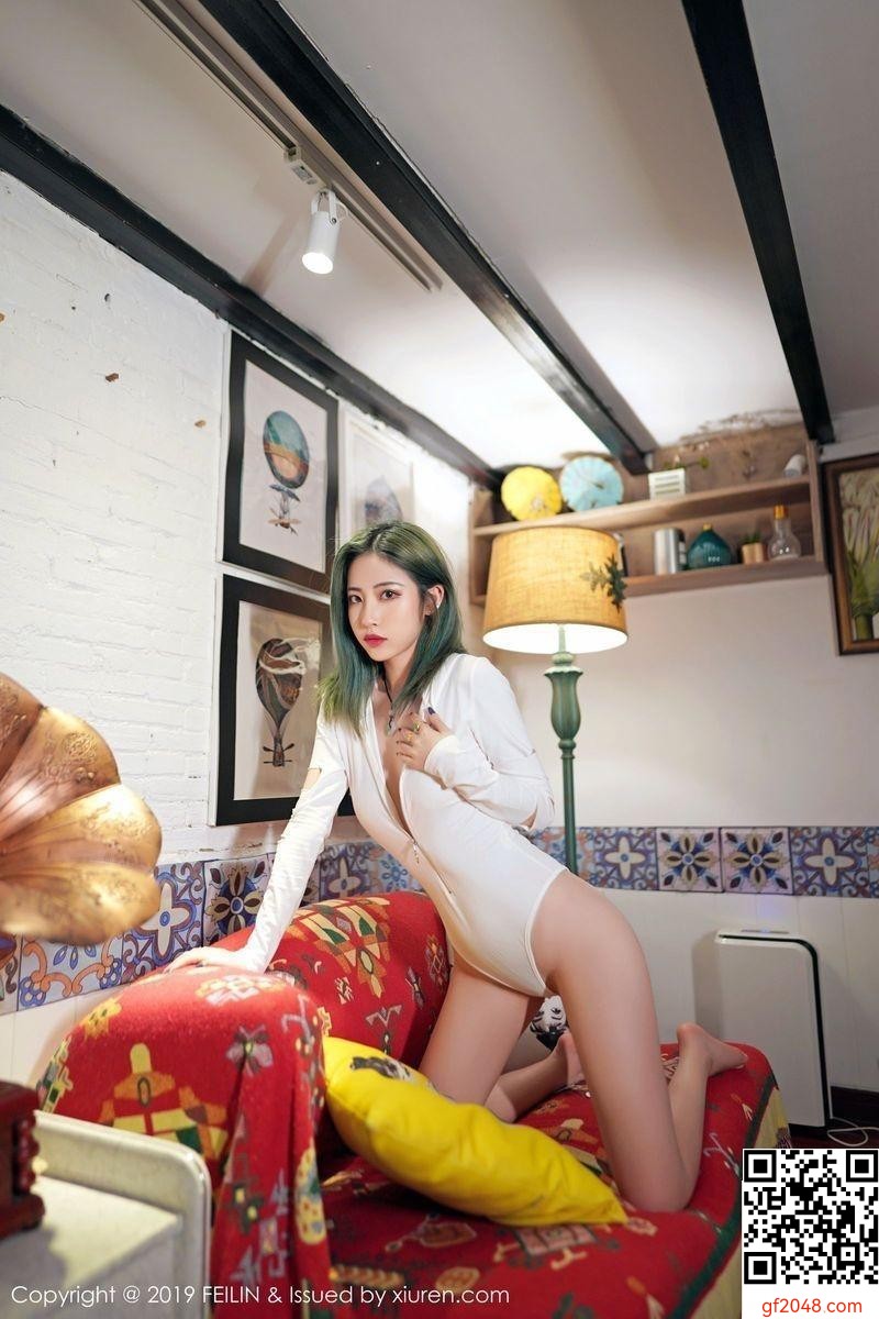 模特小櫻花修長美腿曼妙身材美胸翹臀 (53P)