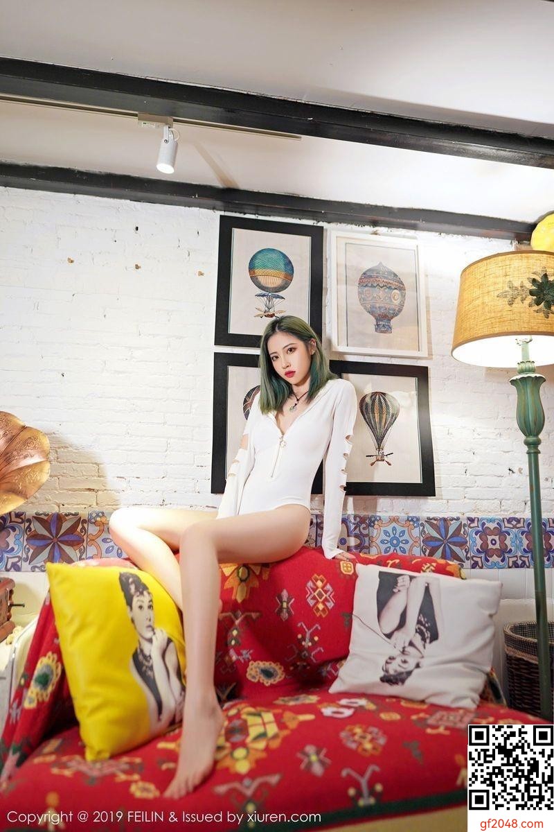 模特小櫻花修長美腿曼妙身材美胸翹臀 (53P)