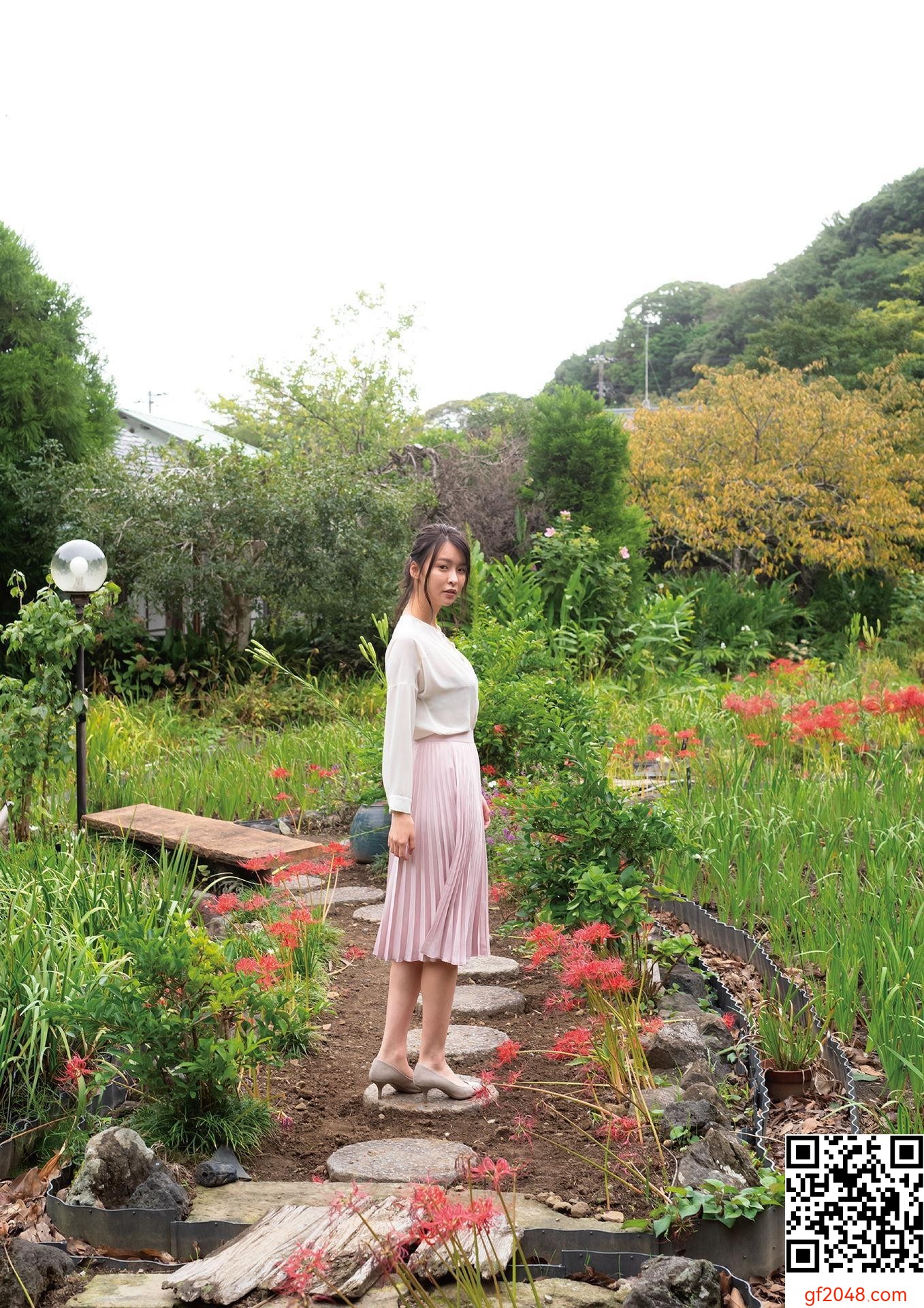 奈月セナ寫真集 たまゆら