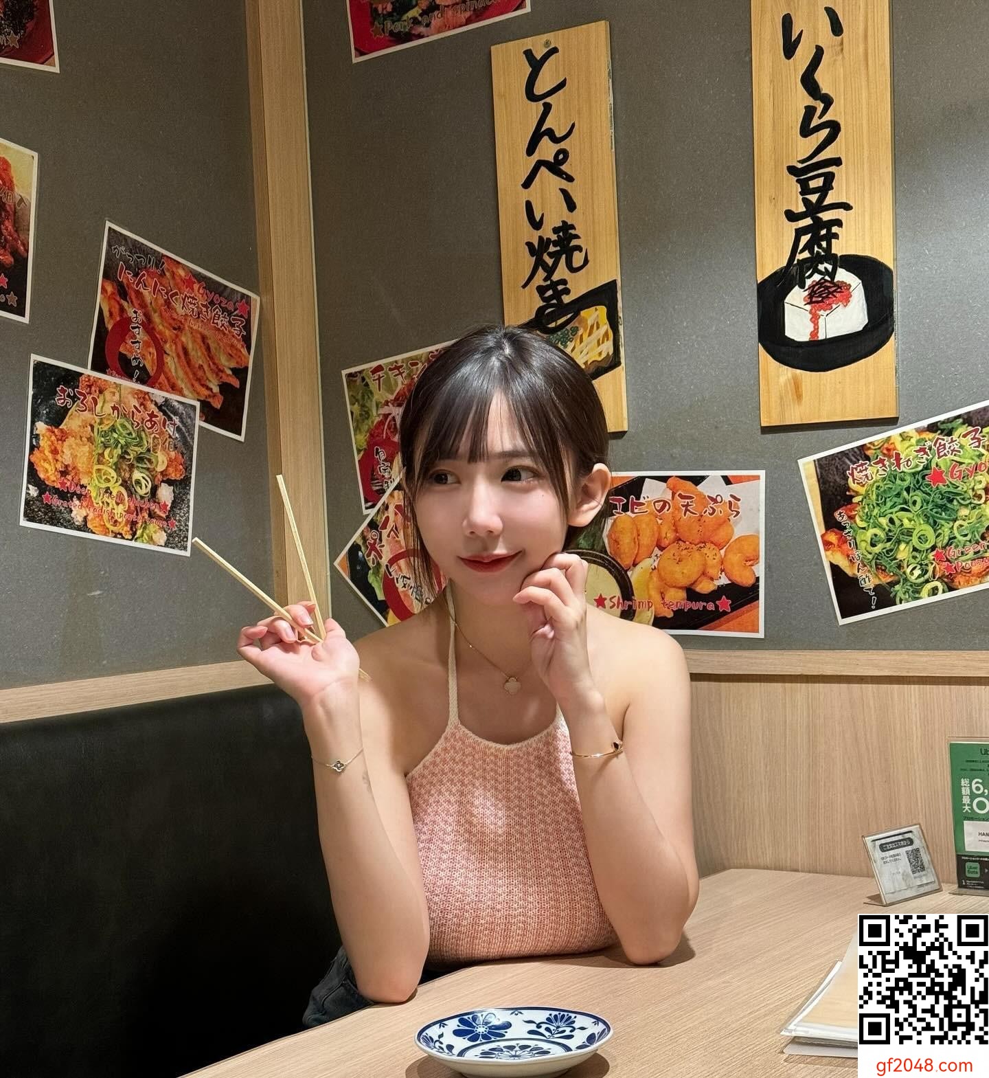 意圖使人深陷愛河！李允菲 甜美顏值、逆天長腿 這般魅力誰能擋得住