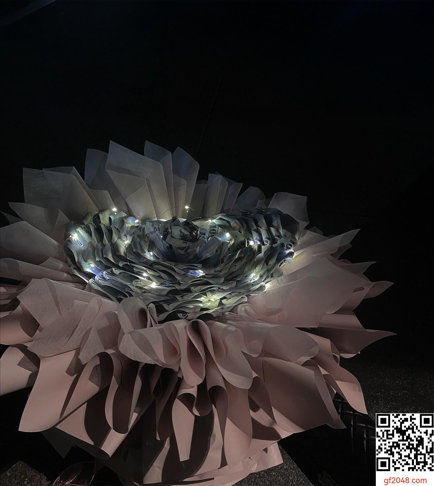 「美顏暴擊」！Ti 甜美白皙?[^美顏值、飄逸長髮 核彈級夢幻美照曝光！ (13P)