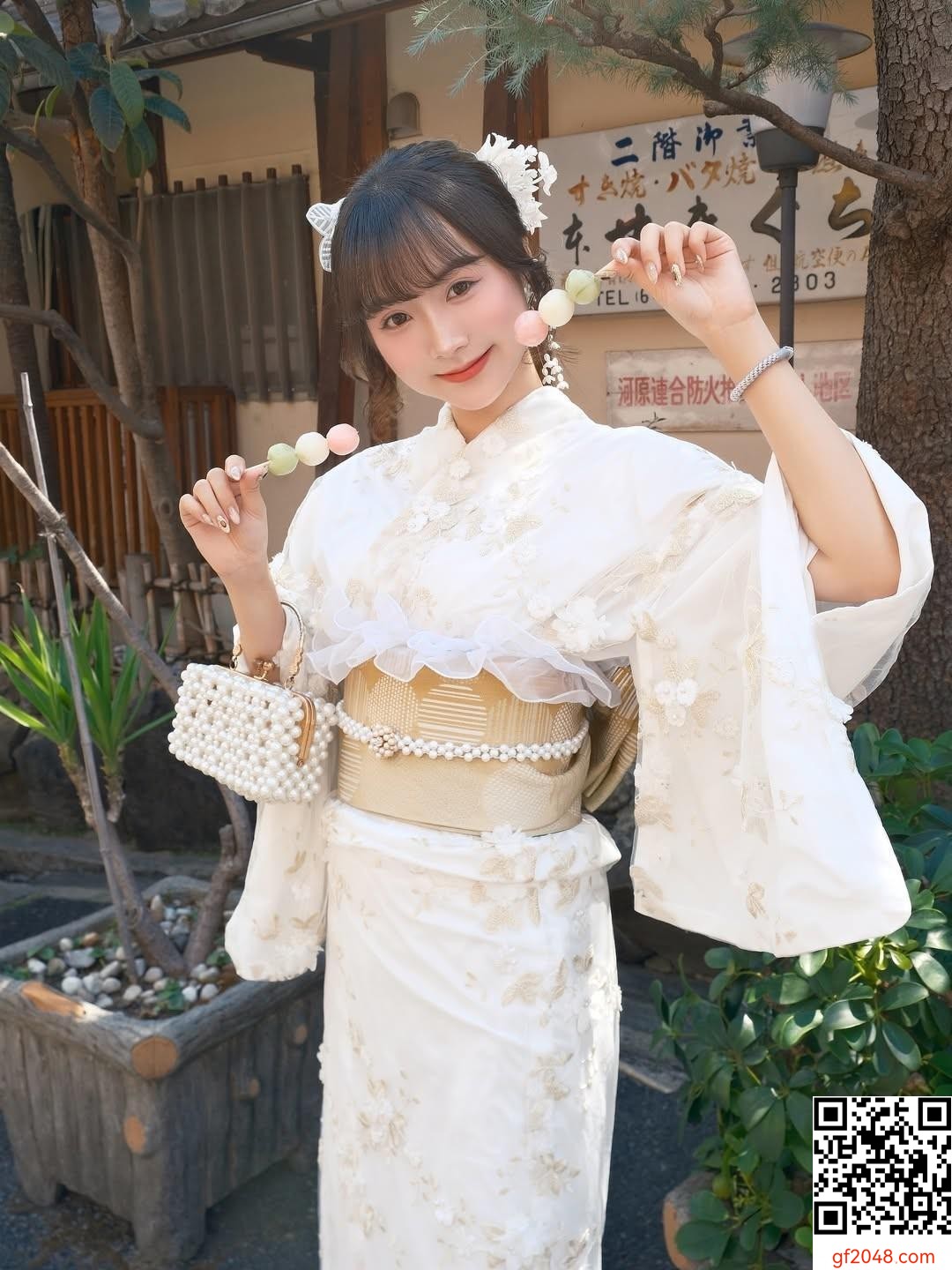「Pinyu」身材曲線苗均 養眼福利放送 (10P)