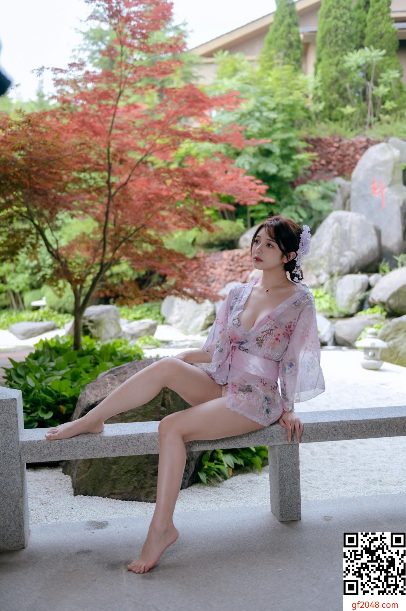 雯妹 – 和風庭院 (68P)