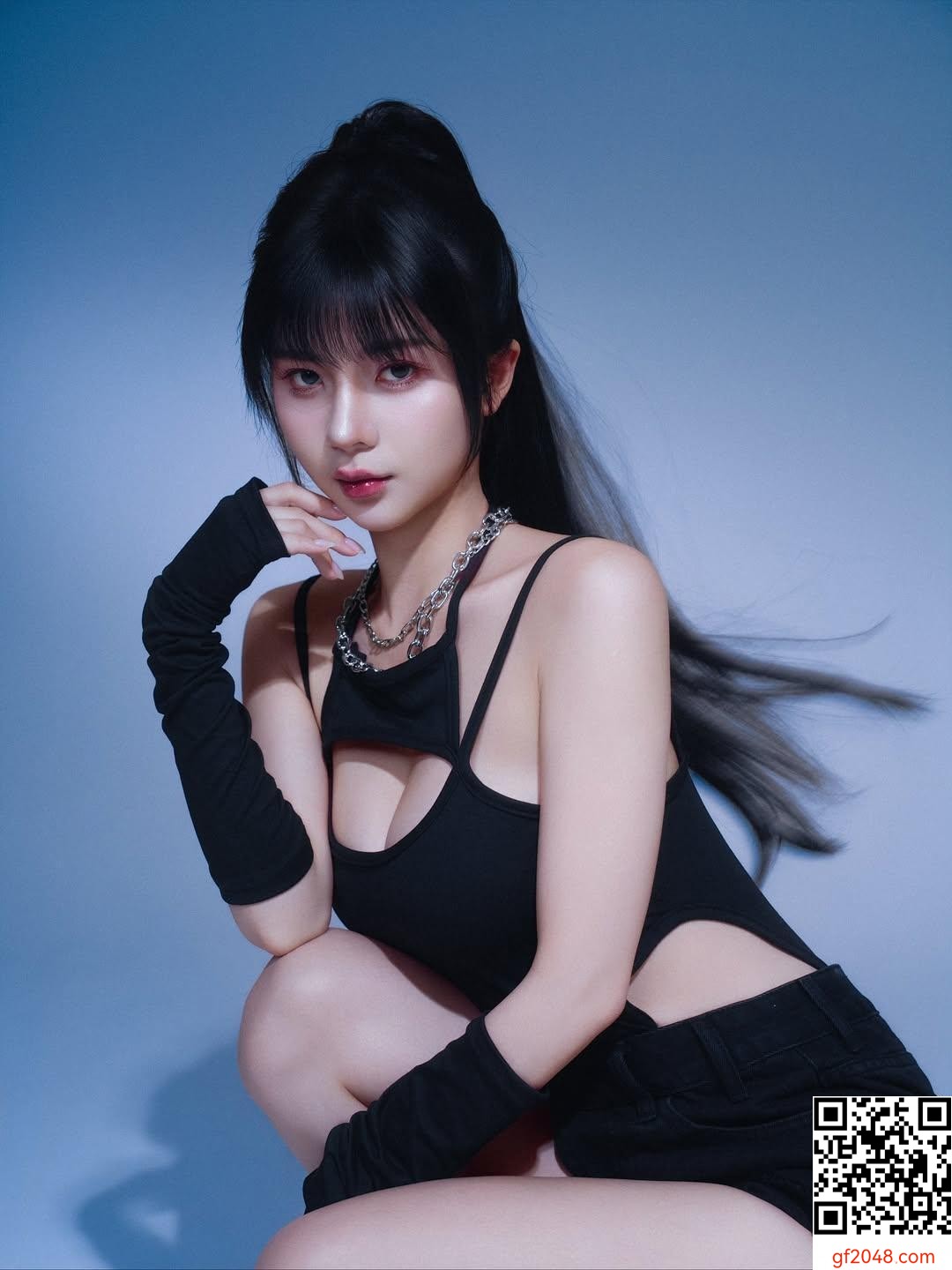 「襄澄」渾圓飽滿曲線配性感腰身 極致火辣 (10P
