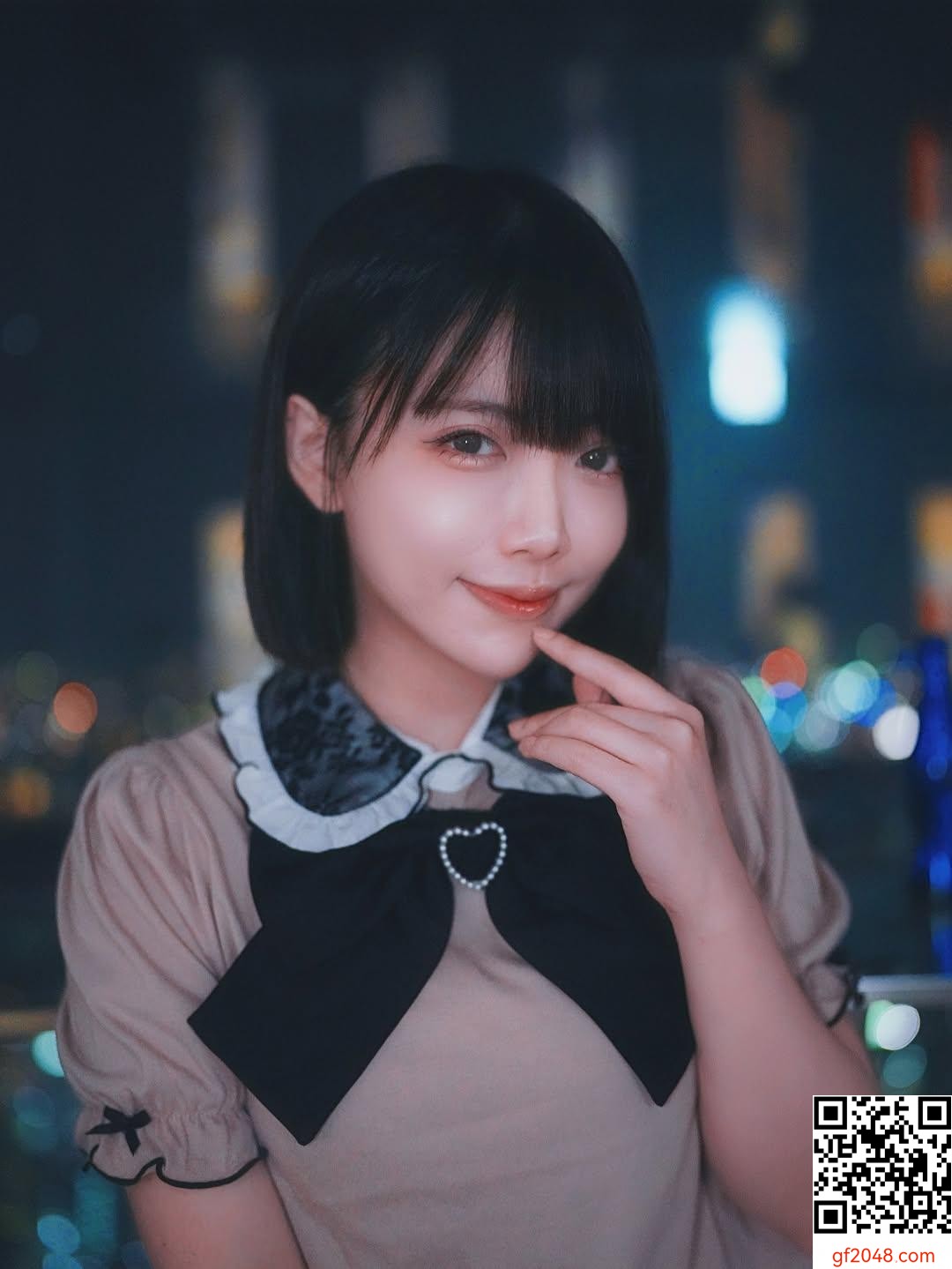 「希兒」完美的緊緻身材 令人著迷 (10P)
