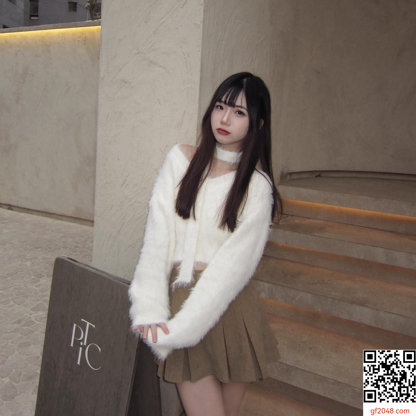 「曉璇」白嫩肌膚超可口 外型讓人暈了 (10P)