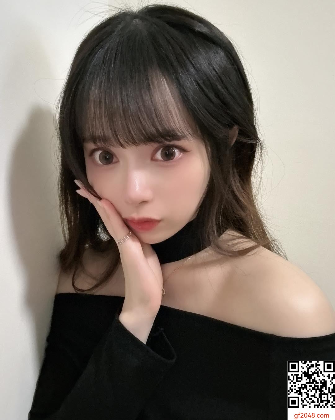 「林涵」水汪大眼+飽滿身材讓人戀愛啦 (10P)