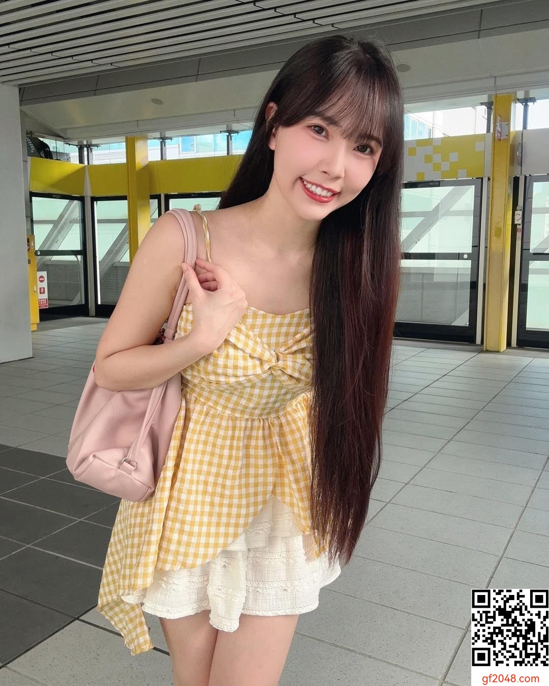「Kiyomi 玹玹」笑容甜度剛剛好 行走發電機無誤 (10P)