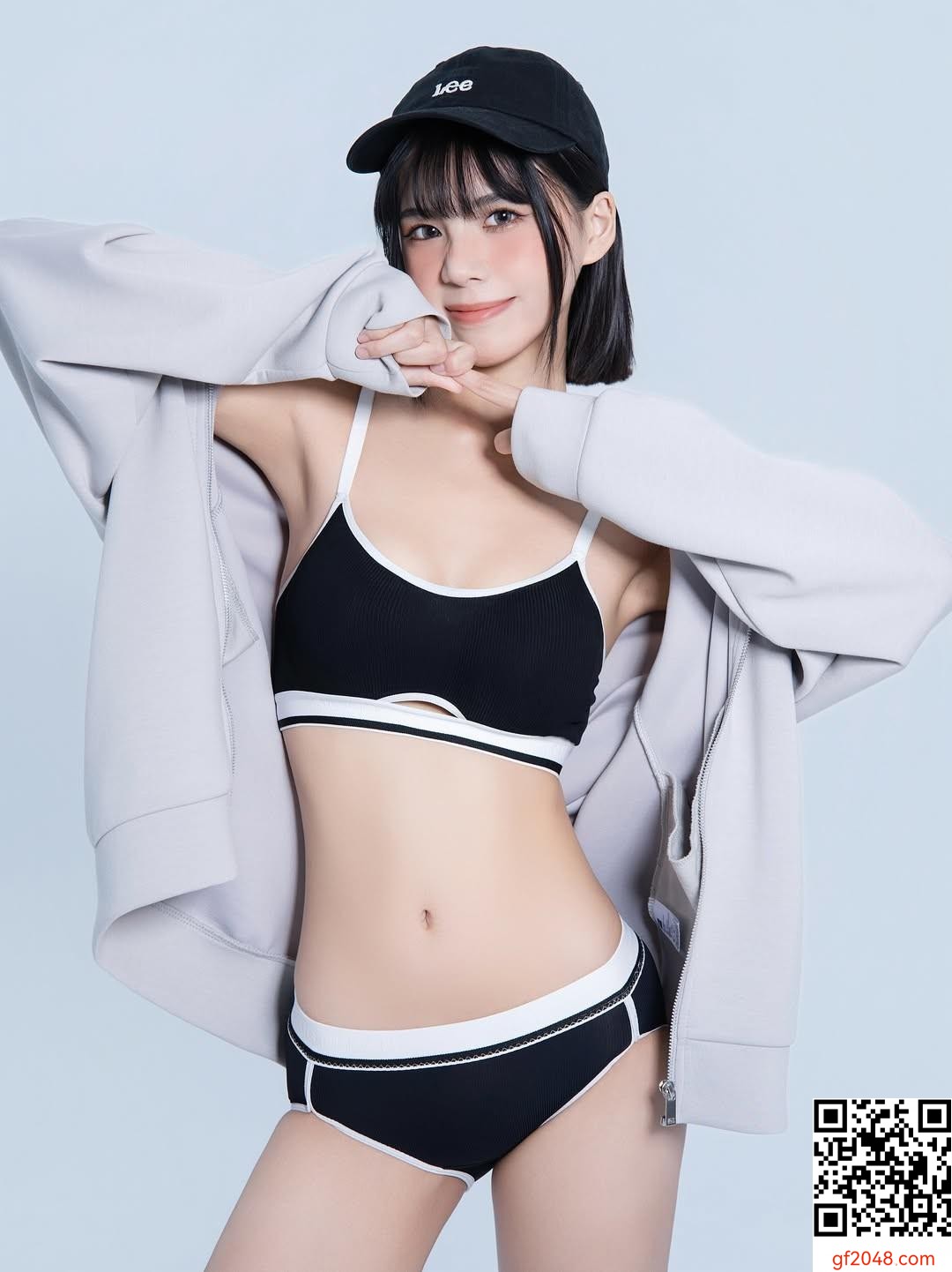 甜美女孩「凡亞」傲人上圍撩人讓人秒In (10P)