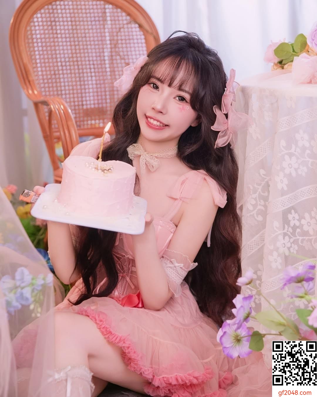 「Kiyomi 玹玹」可愛容顏搭配誘人曲線 (10P)