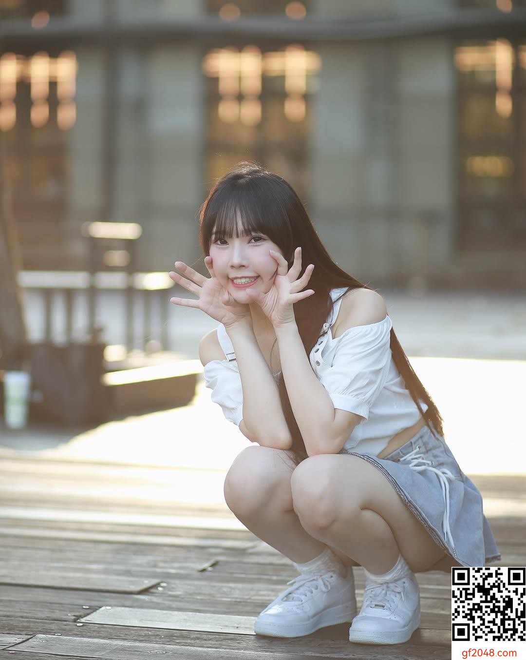 「Kiyomi 玹玹」可愛容顏搭配誘人曲線 (10P)