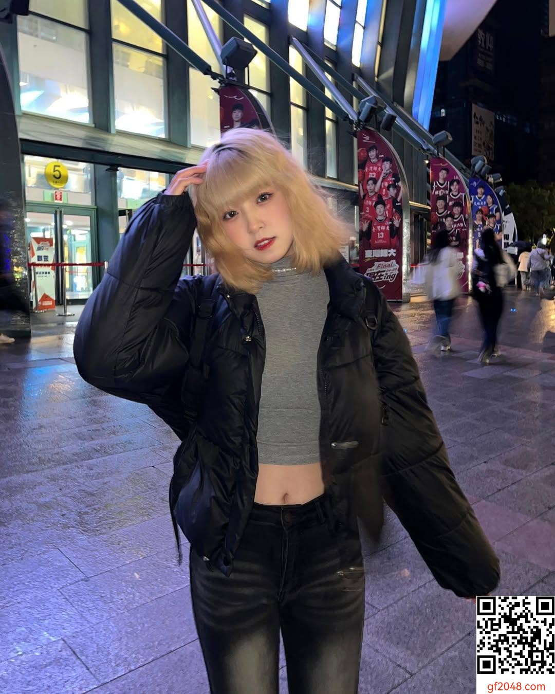 性感網美「呆c」迷人曲線直接引爆飢渴 (10P)