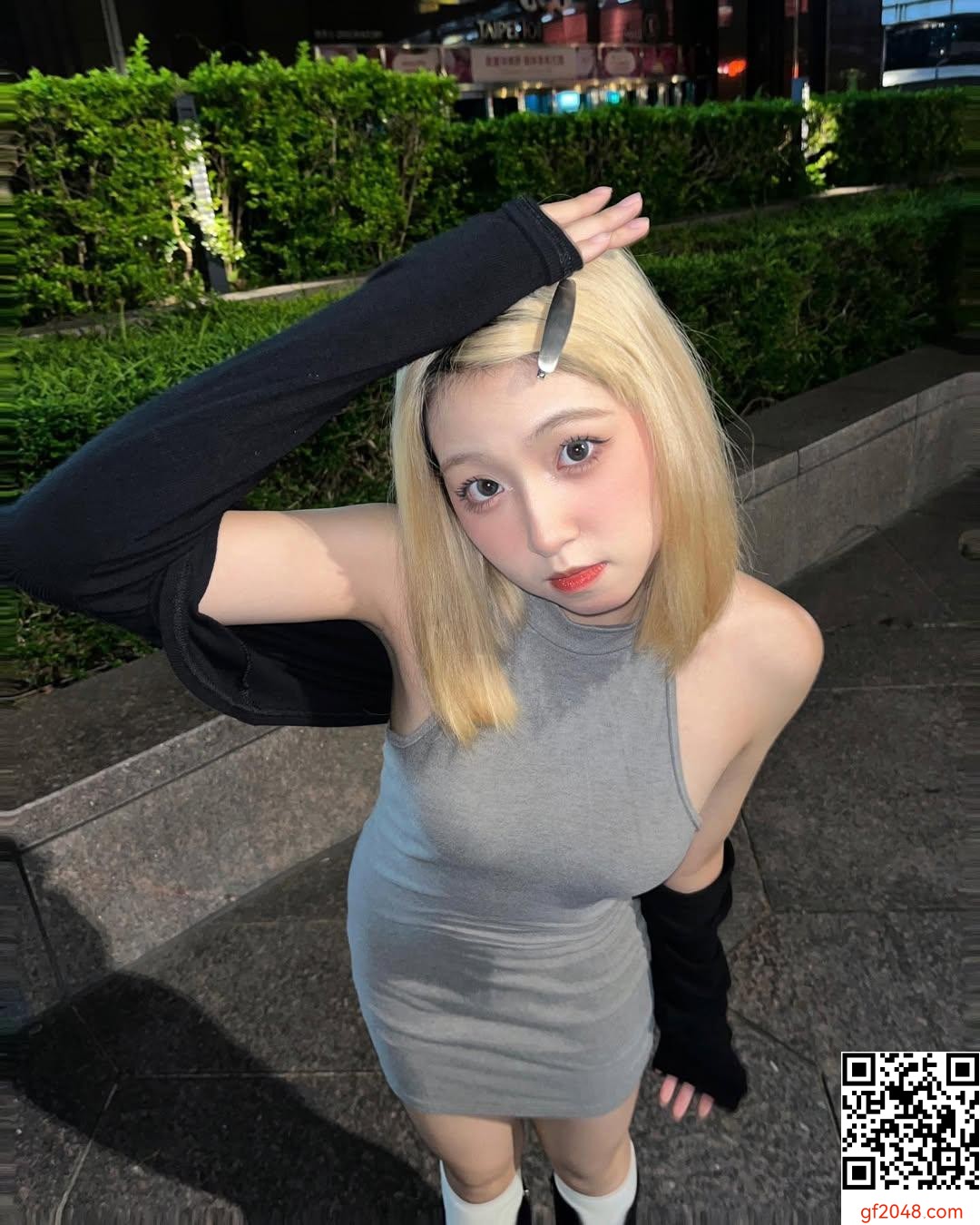 性感網美「呆c」迷人曲線直接引爆飢渴 (10P)