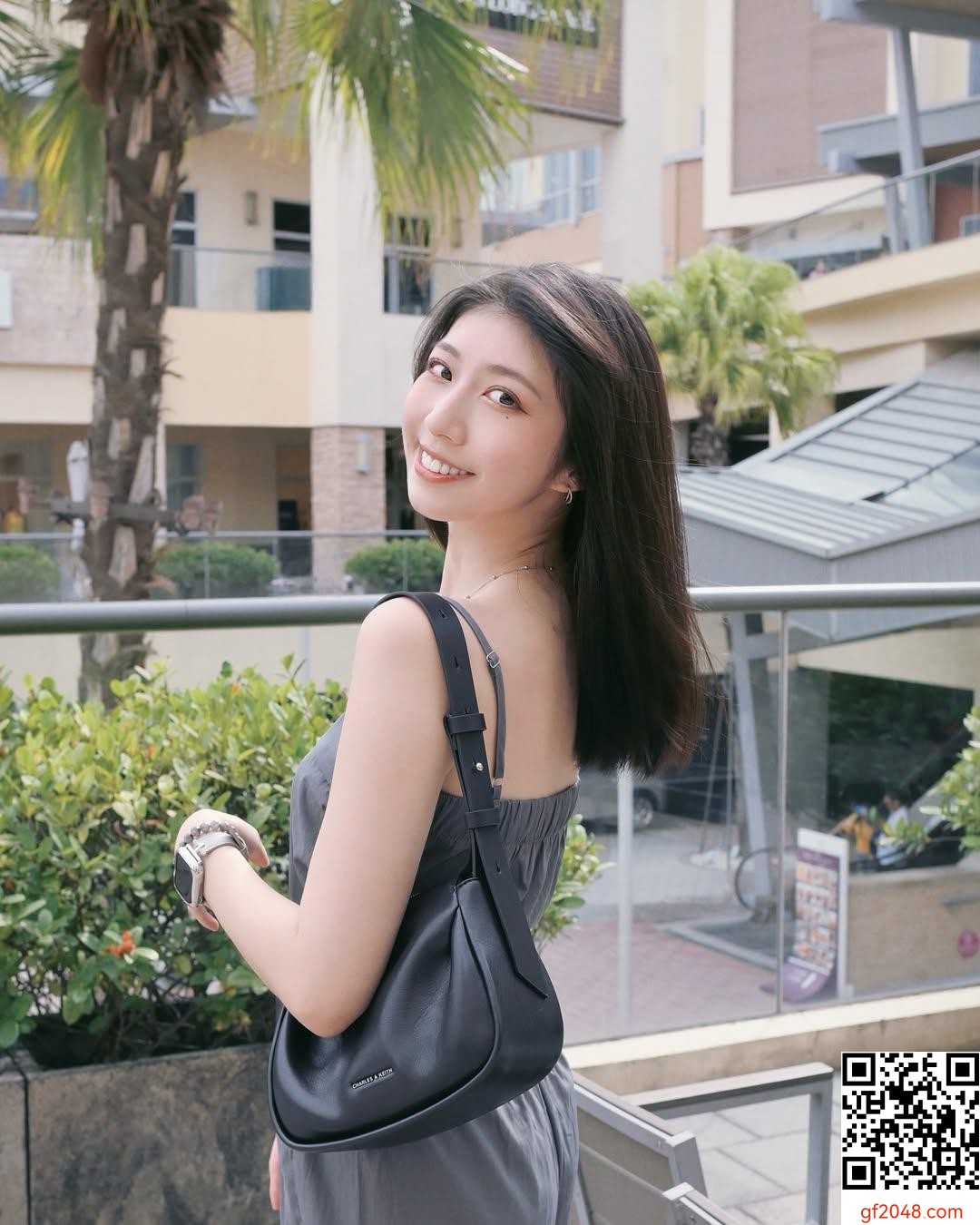 氣質美女「龍睬崴」魅力眼神狂放電…..滿滿的誘惑 (10P)