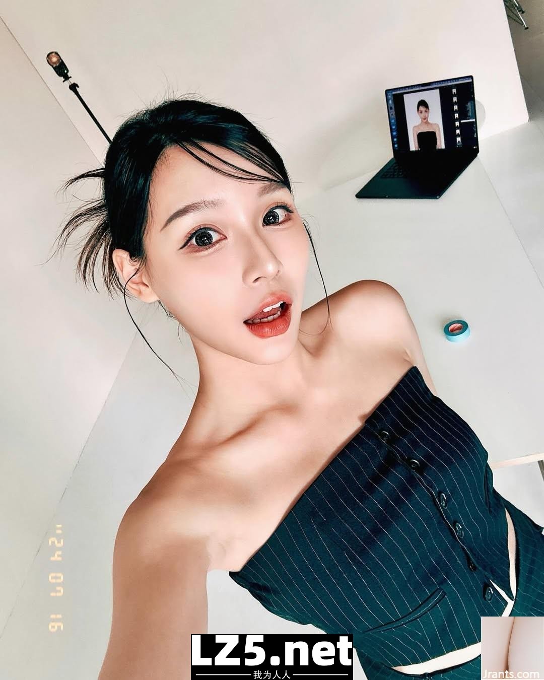 「沁柔柔」姣好身材好迷人 若隱若現暗藏好料 (10P)