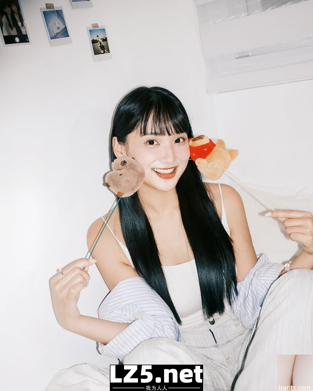 清秀美女「小蘿 Lor」豐滿身材太驚豔 全身上下都好犯規 (10P)