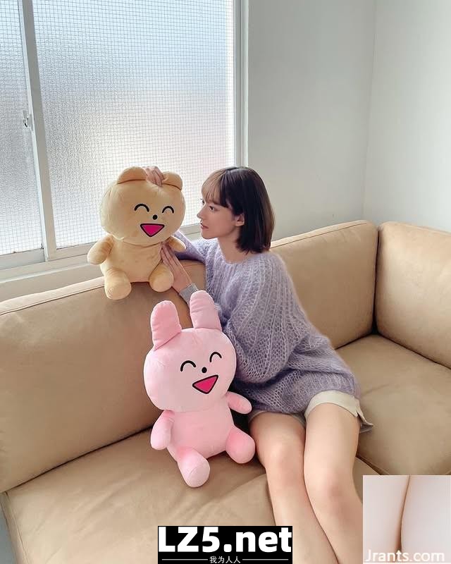 國寶級美腿辣翻泳池！山崎あみ寫真日曆開賣，網友：快把我的錢拿走！ (11P)