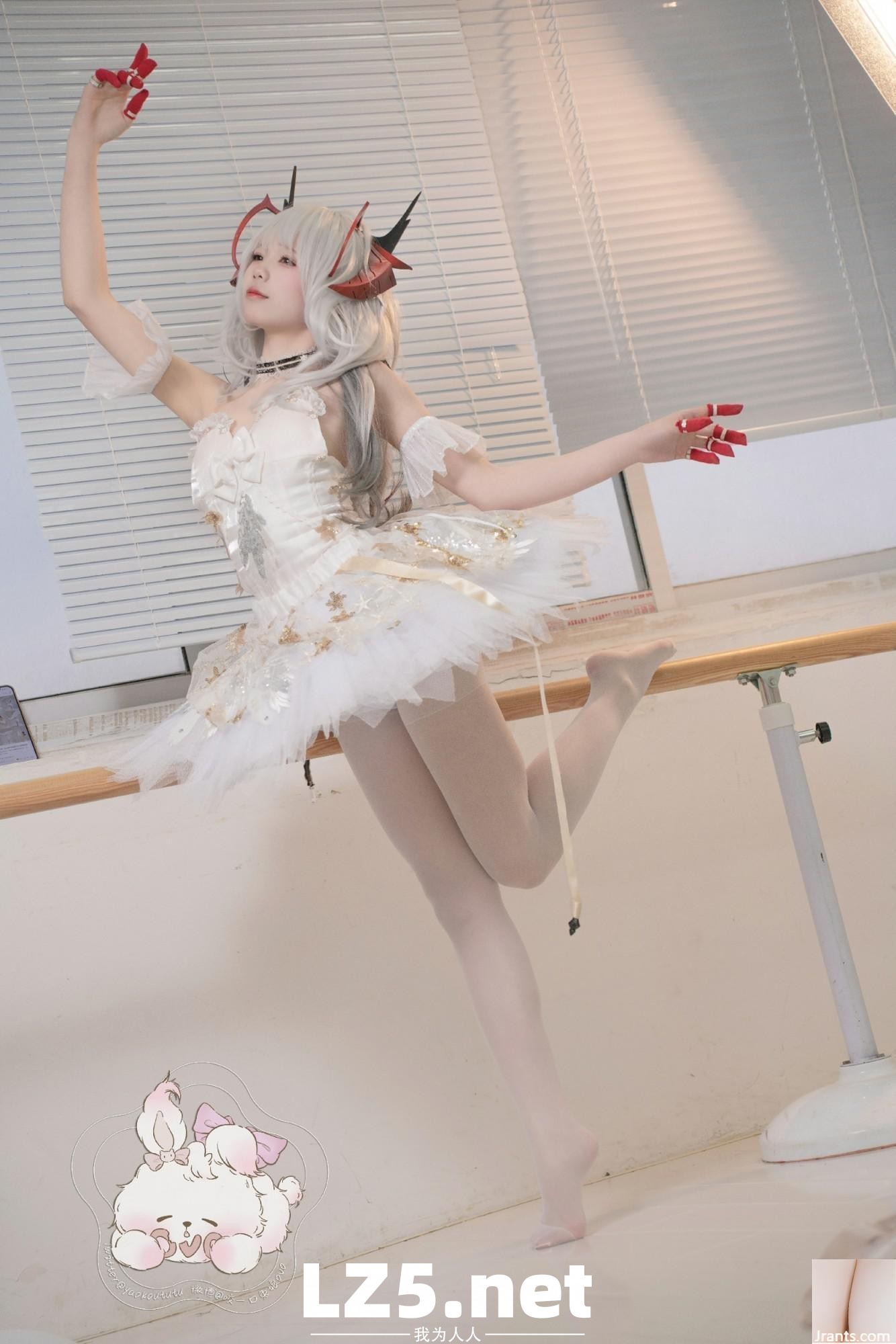 Coser@黏黏團子兔 – W天鵝之舞 (55P)
