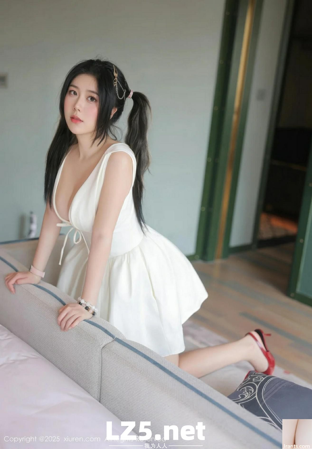 [XiuRen] 2025.05.12 NO.10262 諾諾Hsu 完整版寫真 [40P]
