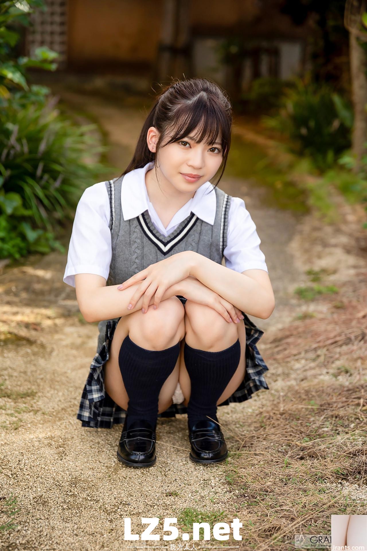 [槙いずな] 小隻馬甜美又性感…..讓人想佔有 (37P)