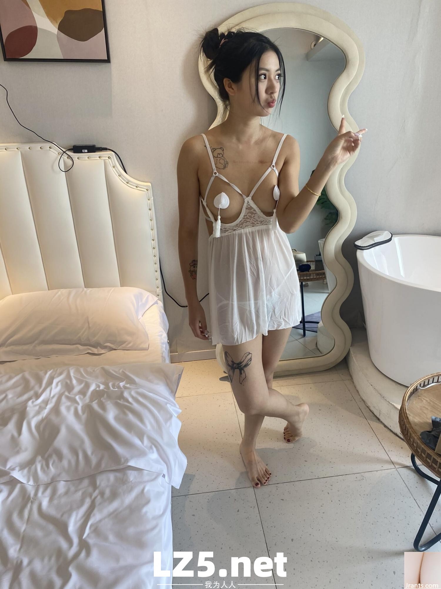 國模七七人體私拍套圖 (47P)