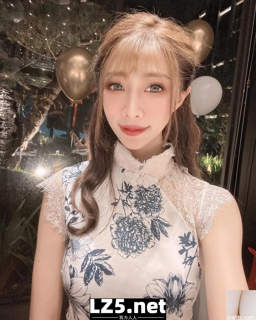 「李妮」高顏值+極品身型讓人受不了 (10P)