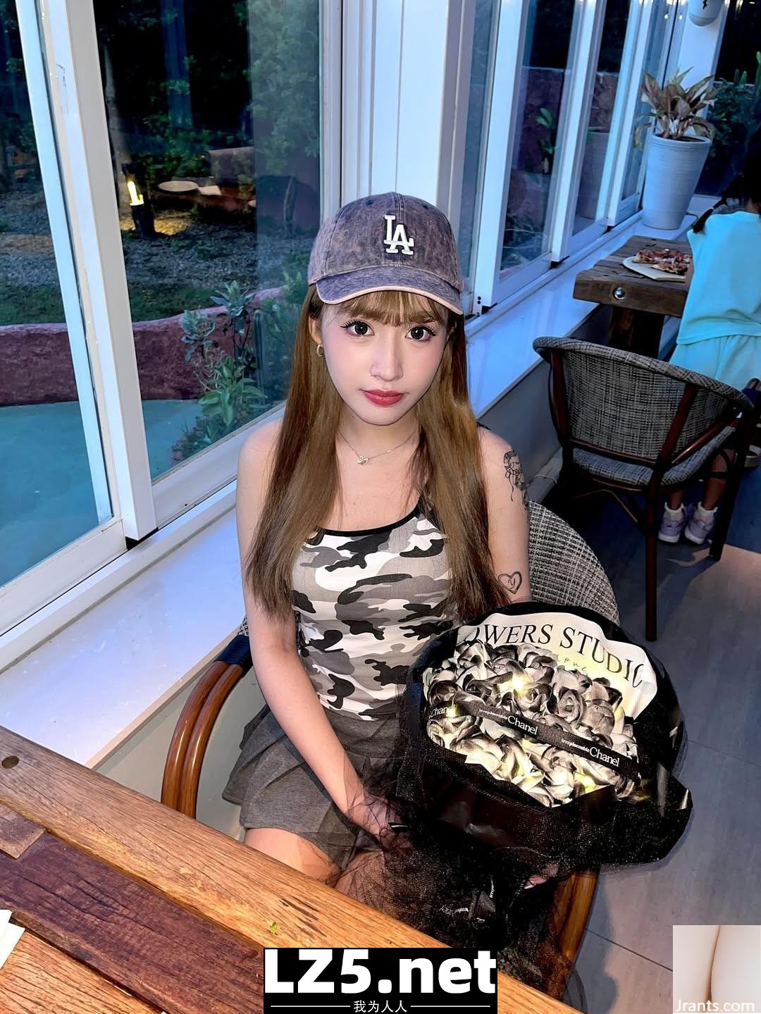 「均均」長相正又甜美 身材好狂好犯規 (10P)
