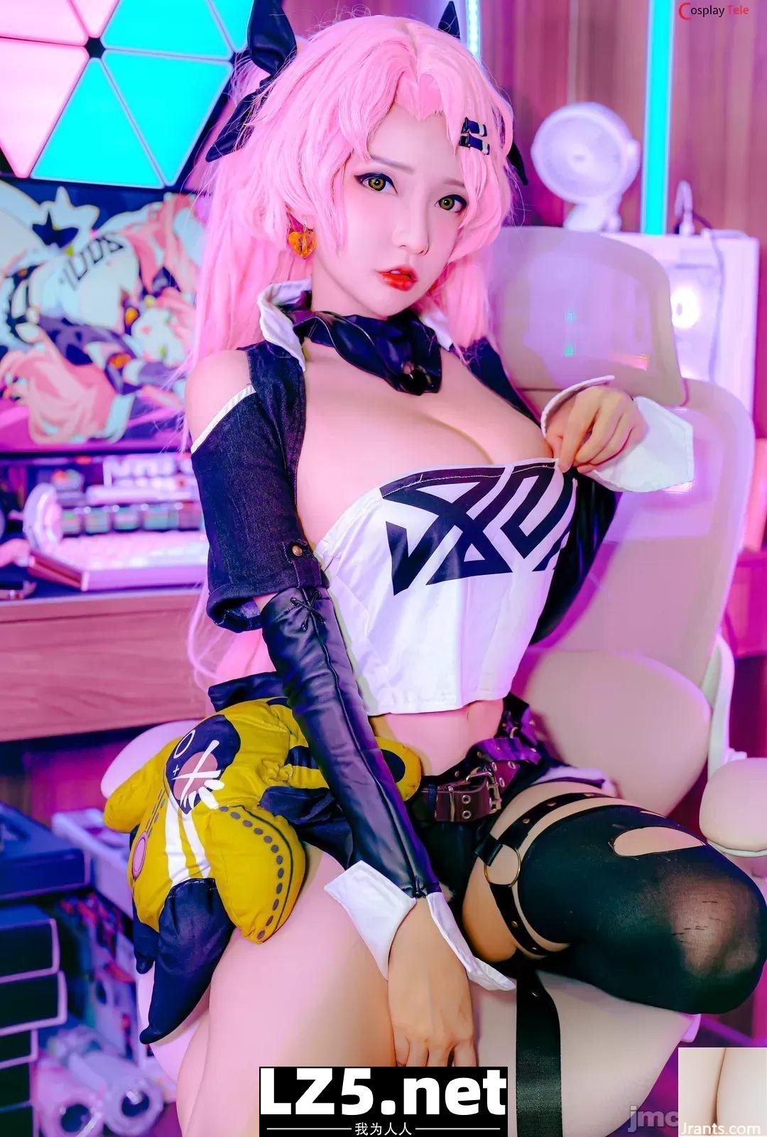 Unknow_Cosplayer_cosplay_Nicole 1 (23P)