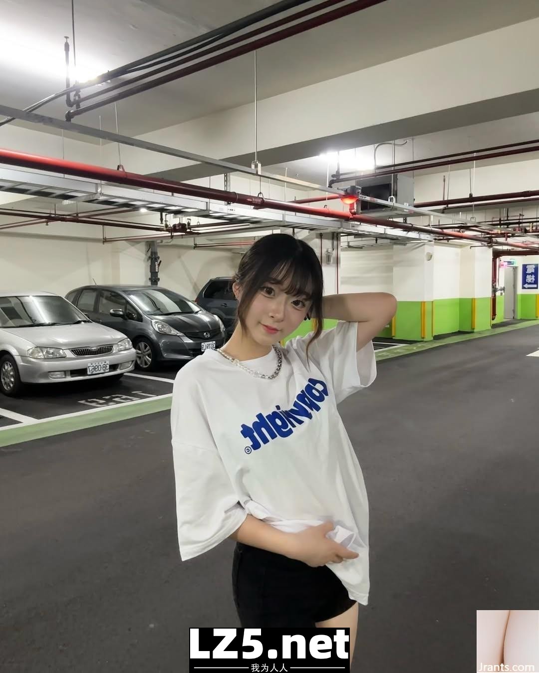 絕美臉蛋讓網友大喊受不了 (10P)