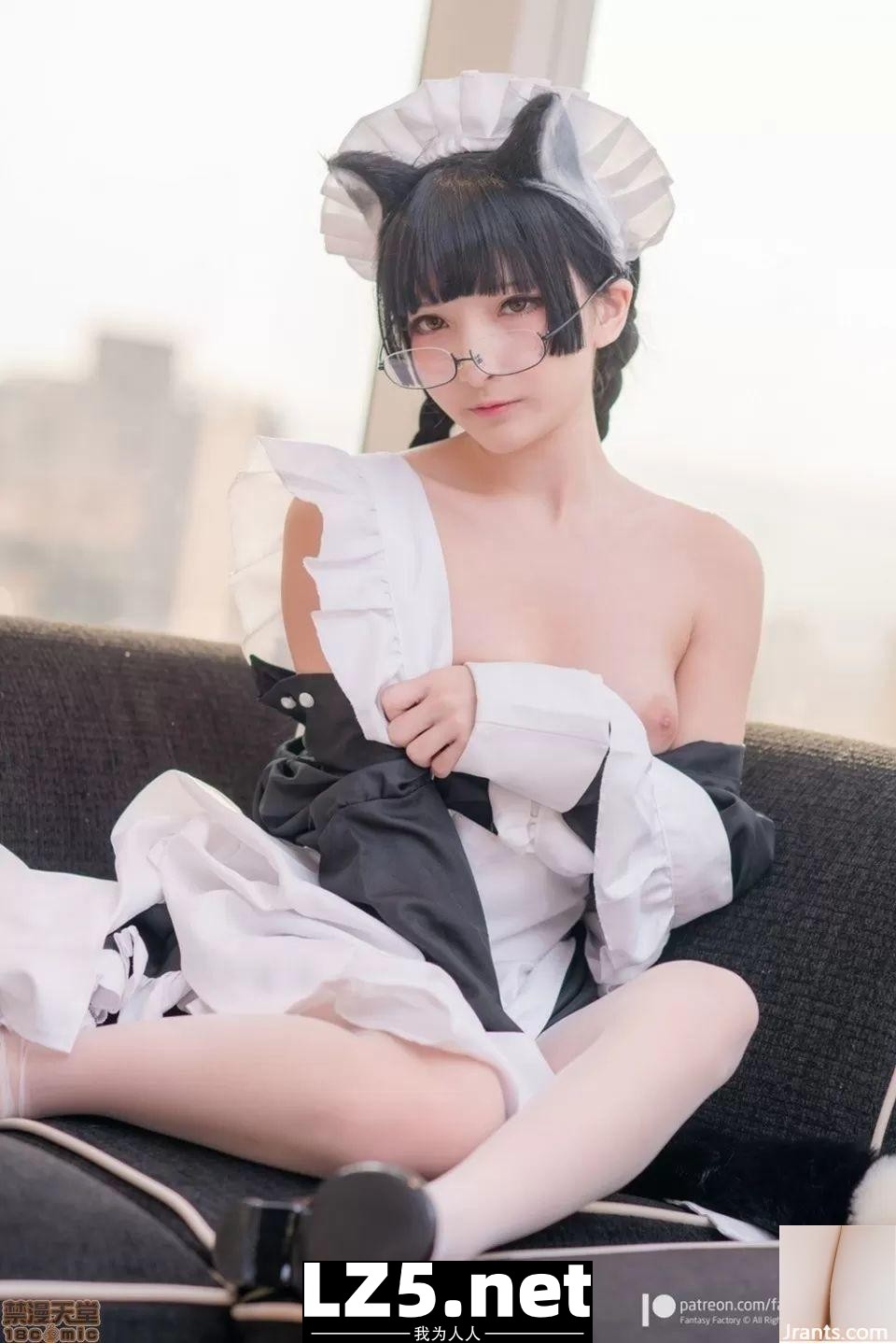 [網路收集] Sexy Neko Maid Cosplay (125P)