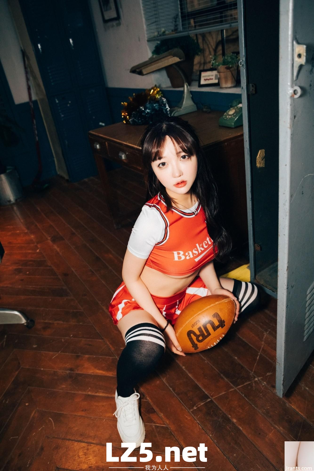[套圖]  [Loozy] 孫樂樂《Cheer up》 (91P)