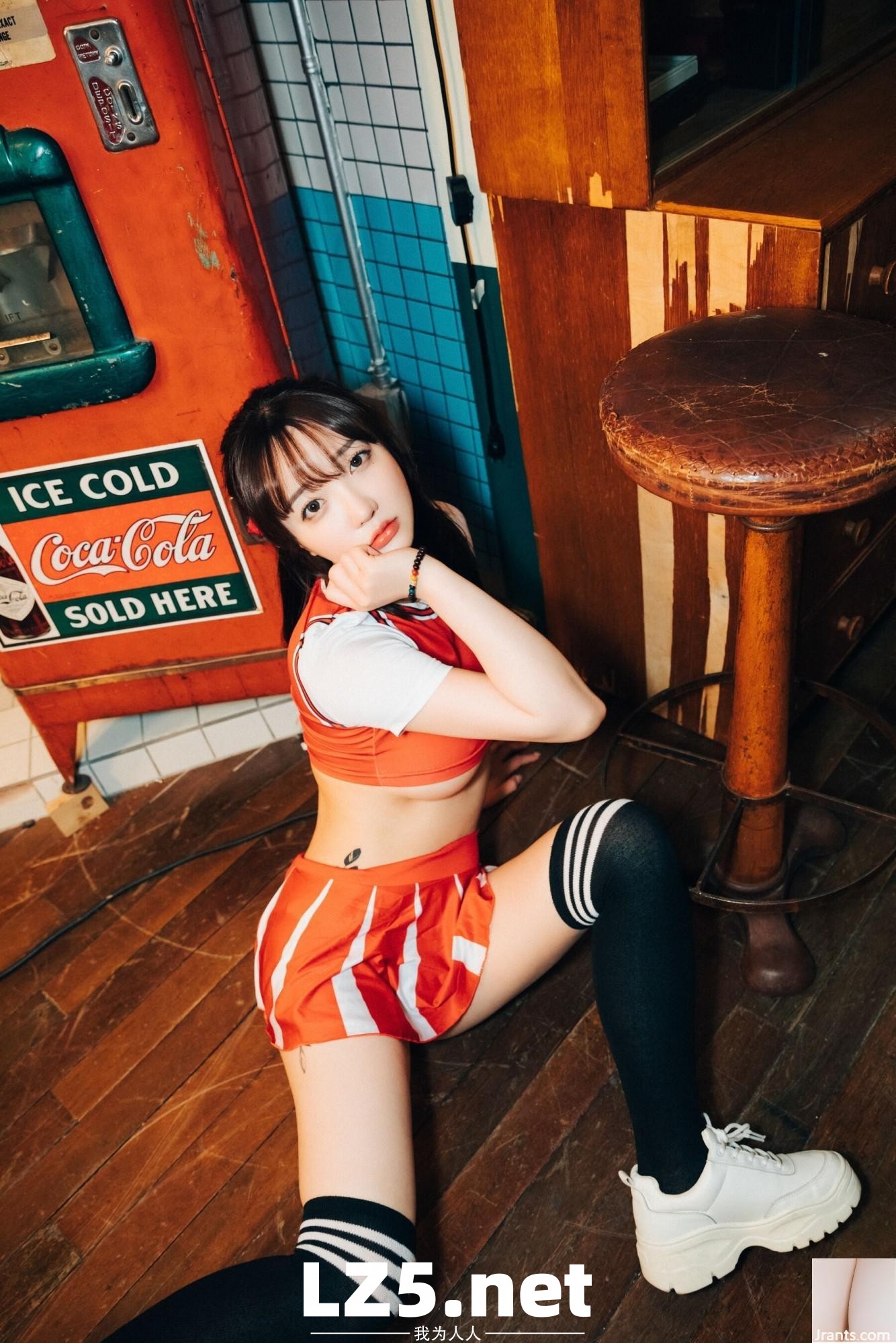 [套圖]  [Loozy] 孫樂樂《Cheer up》 (91P)