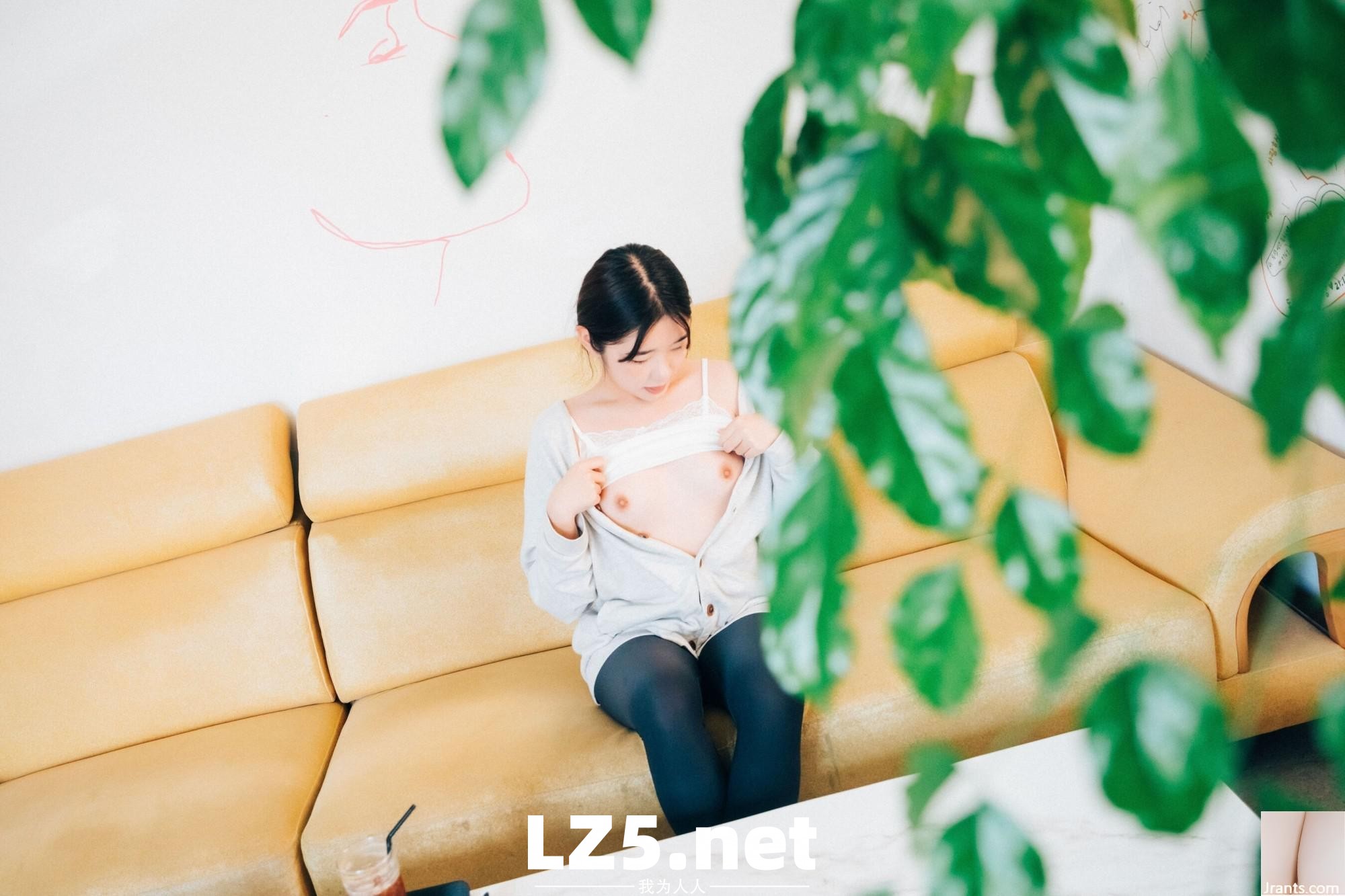 [套圖]  [Loozy] Sonson《Yano date》 (114P)