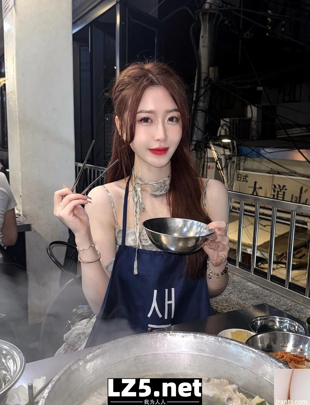 「Zoe 若沂」姣好臉蛋惹火身材讓人看得好陶醉 (10P)