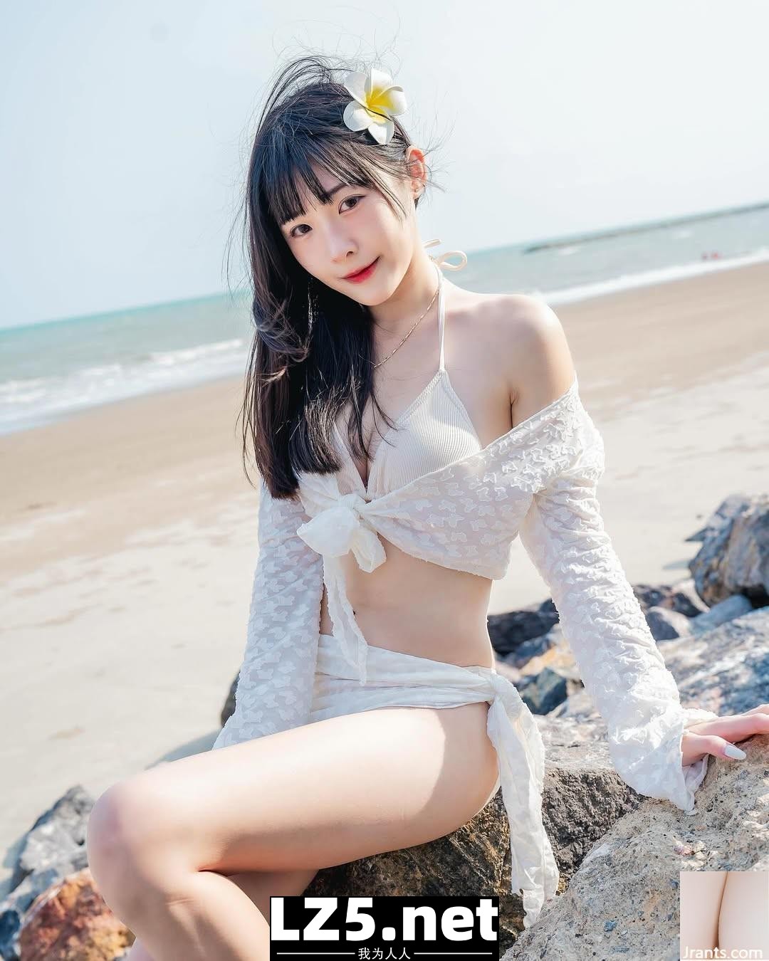「衣浠」氣質與性感身材的完美融合 (10P)