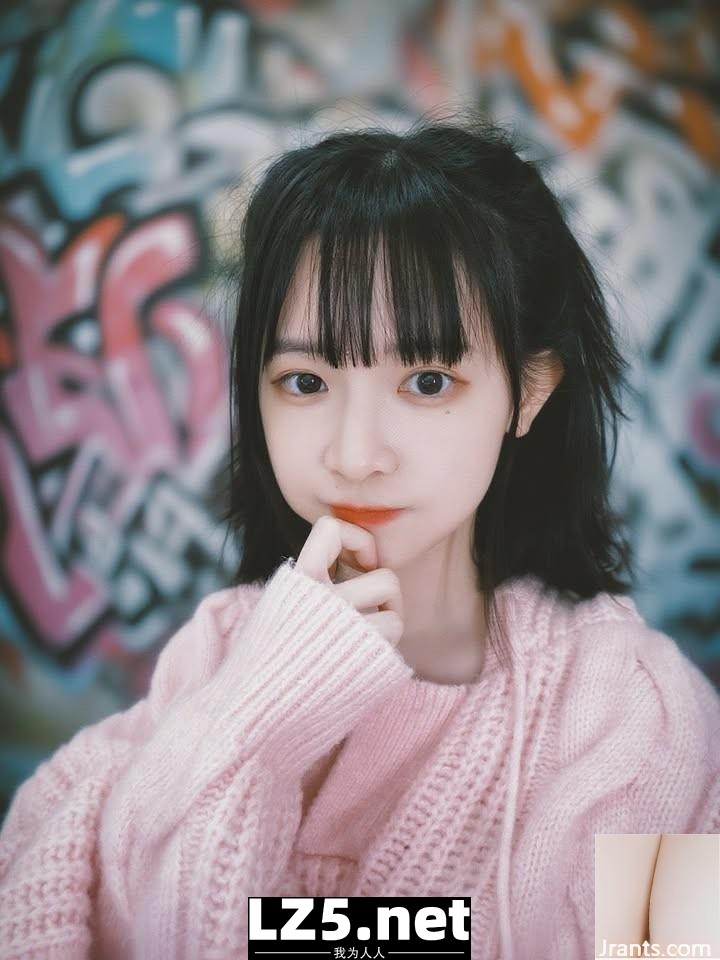 「蛋捲」天使般的精緻五官 甜美中帶點撩人 (10P