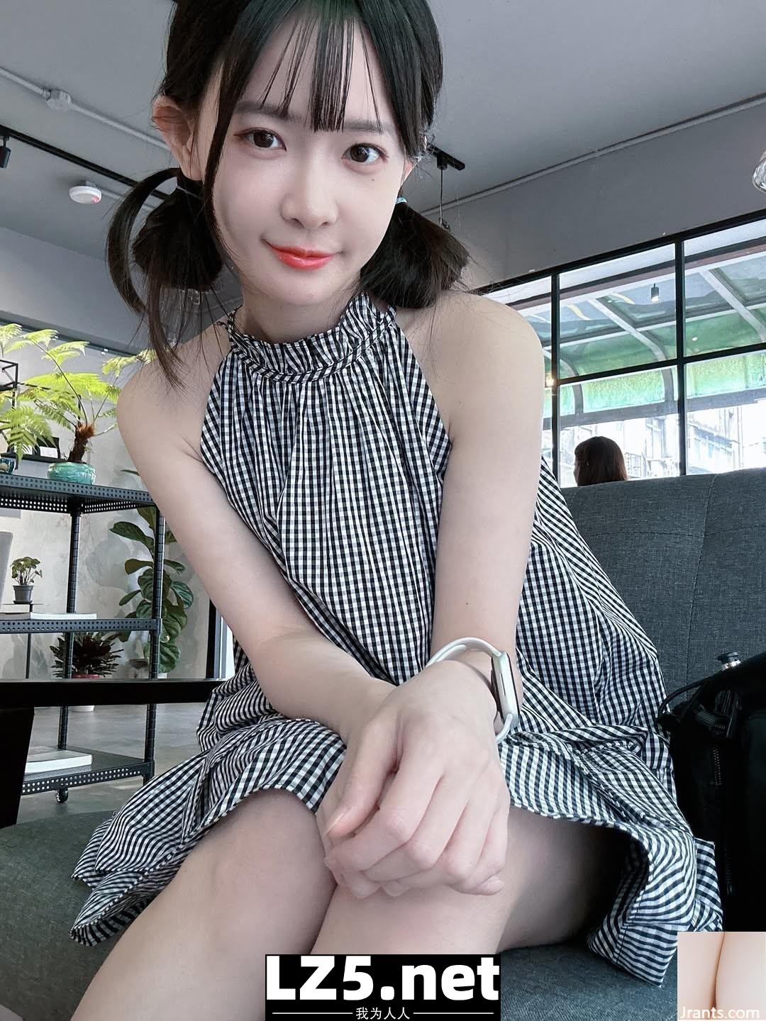 「蛋捲」天使般的精緻五官 甜美中帶點撩人 (10P