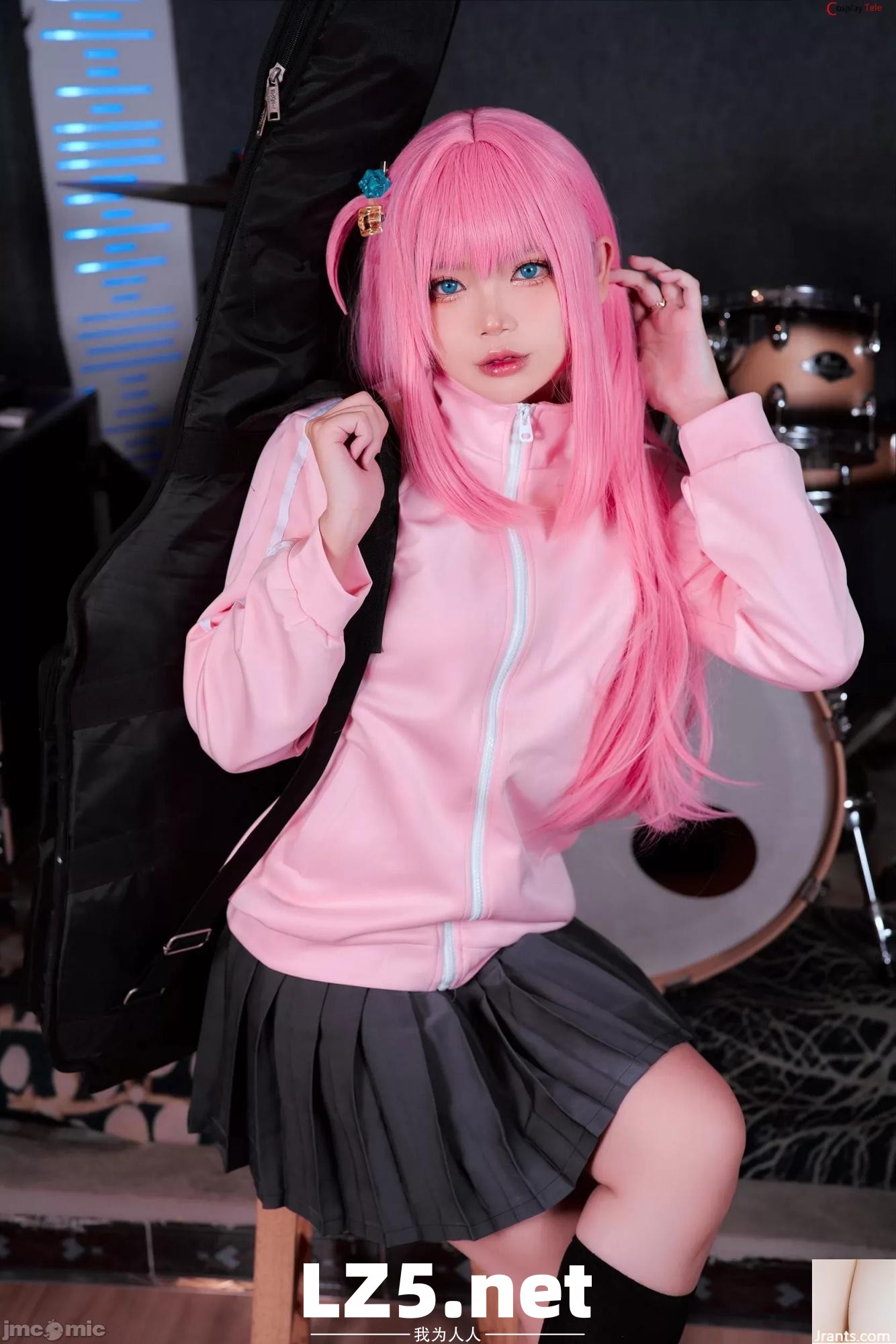 ZinieQ (ジニCosplayer) cosplay Bocchi – Bocchi The Rock (36P) [