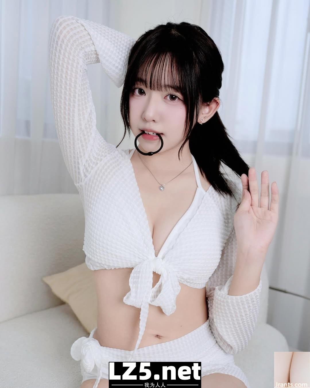 「Ashley」自然的美令人一見傾心 (10P)