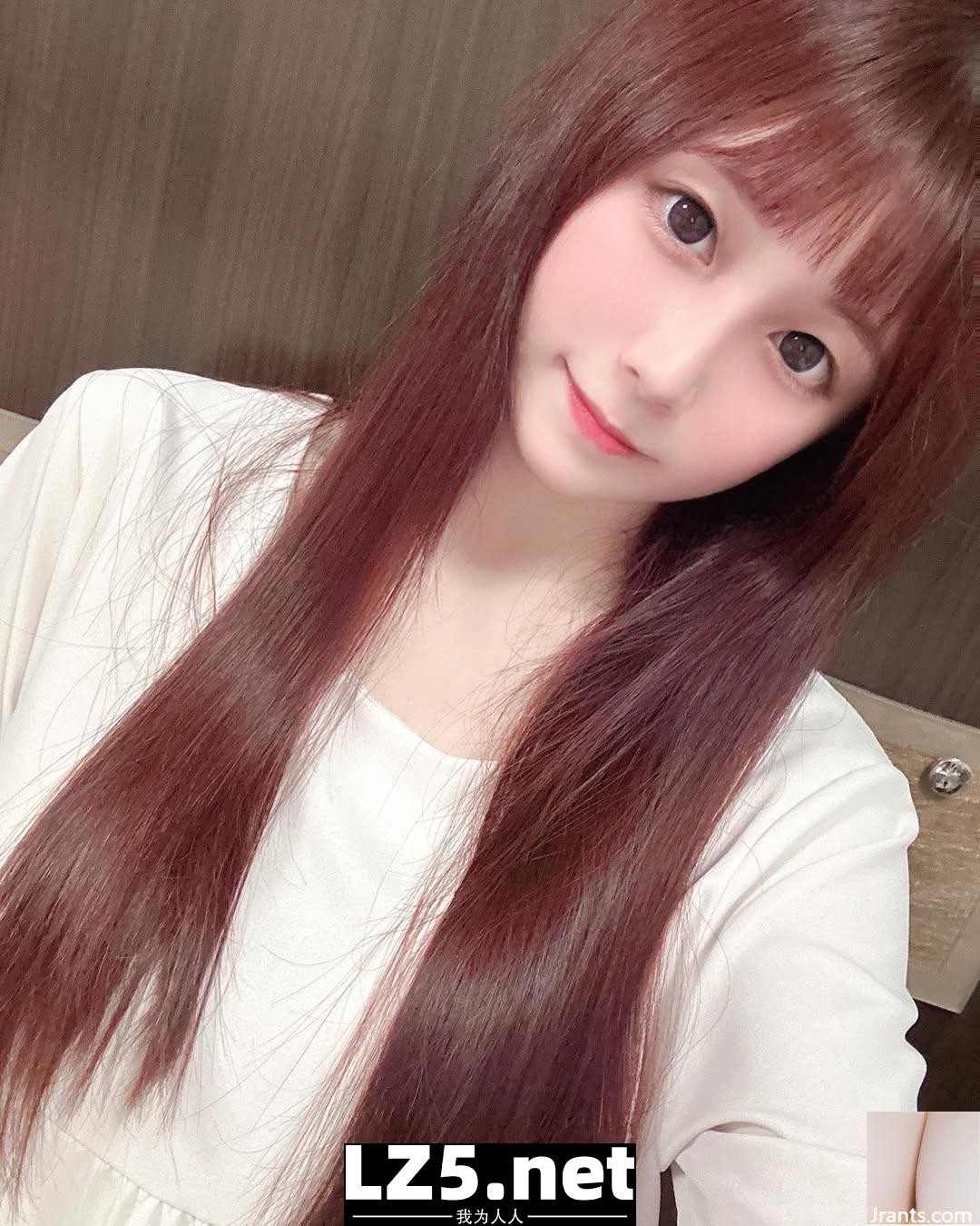 「熊熊」完美的臉蛋 美到無可挑剔 (10P)