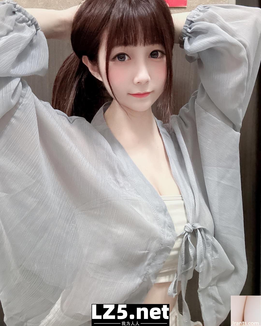 「熊熊」完美的臉蛋 美到無可挑剔 (10P)