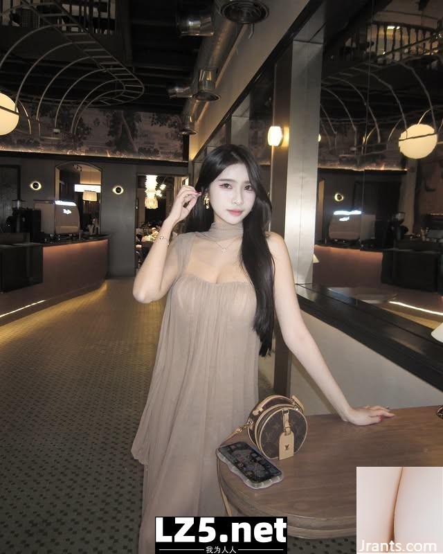 超可愛美少女「YuShan Tan」激起人的佔有慾 (10P)