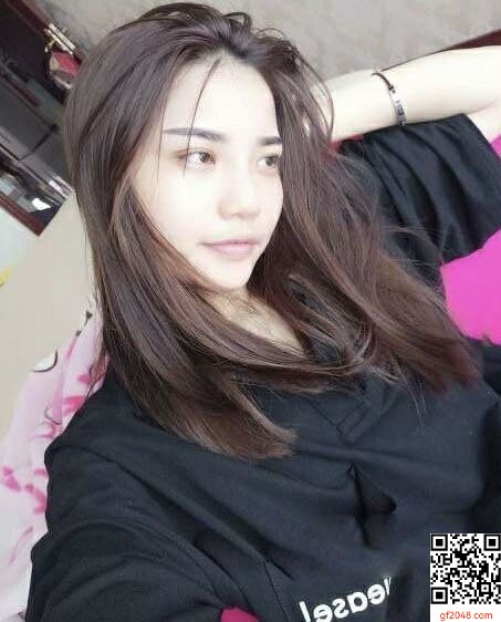 喜歡自拍的妹子