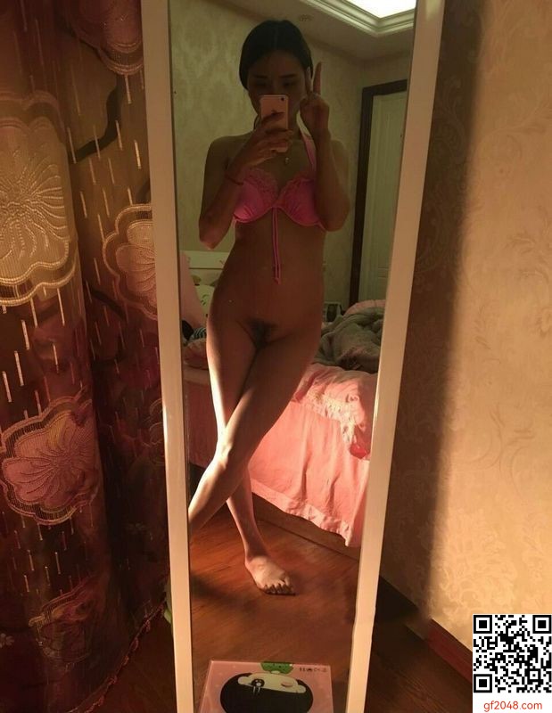 喜歡自拍的妹子