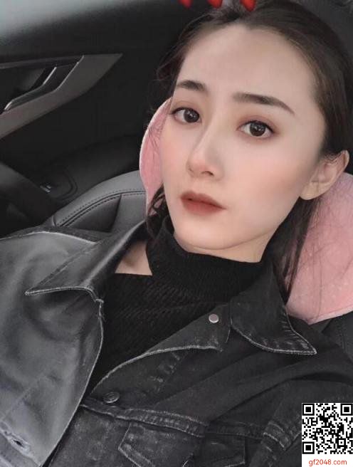 這身材,這顏值,還有珍珠內褲,太會玩了