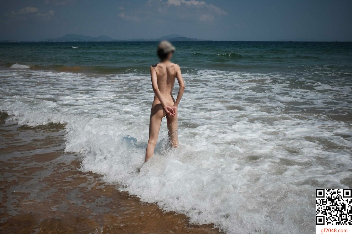 海灘裸露