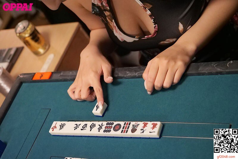 役野満裡奈OPPAI4月新作「酔った勢いの悪ノリ脫衣麻雀が…罰ゲームのエロコス著て豹変
