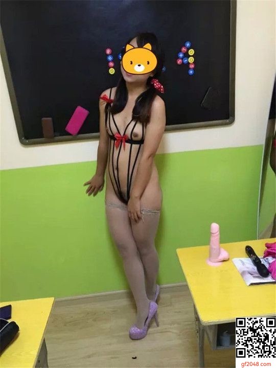 你們再教師裡插過學生妹嗎