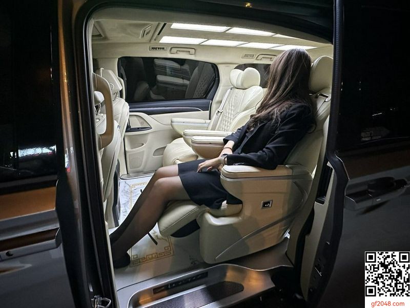 注意了 國慶想睡你的人這周開始關心你啦～喜歡每天看你的微笑